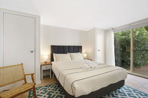 Cobden & Wills - Darwin Holiday 2