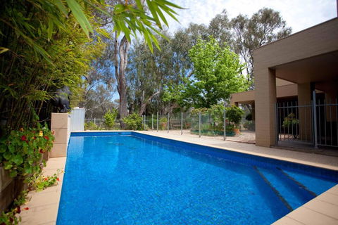 CocknBull Boutique Hotel Echuca - Darwin Holiday 4
