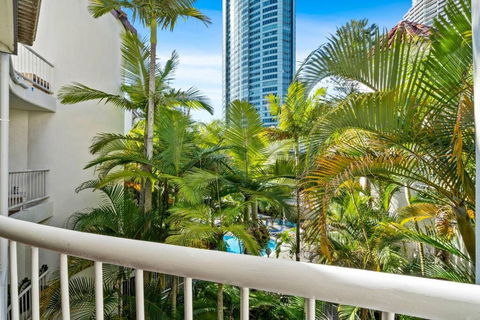 Coco Bella Dream In Surfers Paradise - Darwin Holiday 2