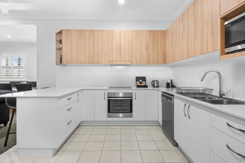 CocoBrew Boutique Apartments - Darwin Holiday 3