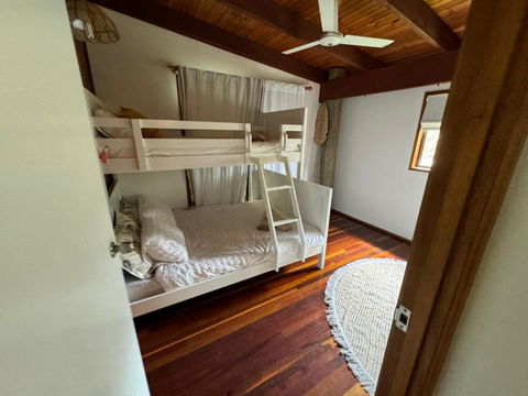 Coconut Cottage Bush Retreat- Pet Friendly - Darwin Holiday 0