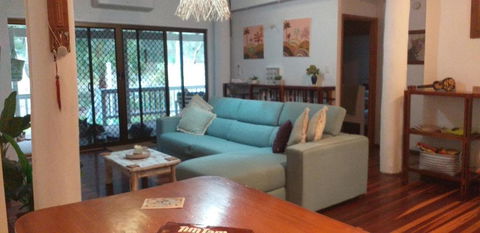Coconut Cottage Bush Retreat- Pet Friendly - Darwin Holiday 1