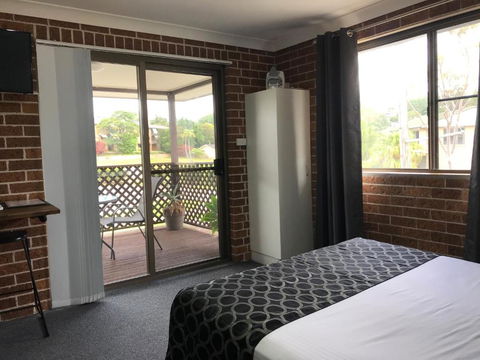 Coffs Shearwater Motel - Darwin Holiday 2