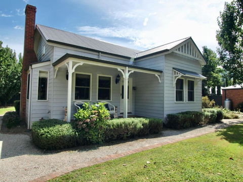 Collins Cottage - Luxury Accommodation - Darwin Holiday 1