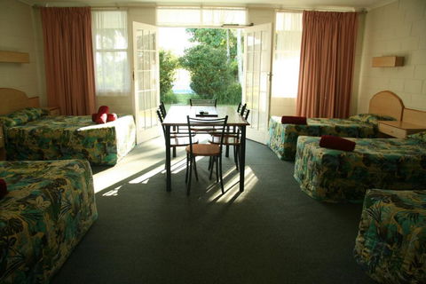 Colonial Court Motor Inn - Darwin Holiday 3