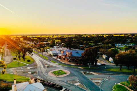 COMMERCIAL HOTEL KANIVA - Darwin Holiday 2