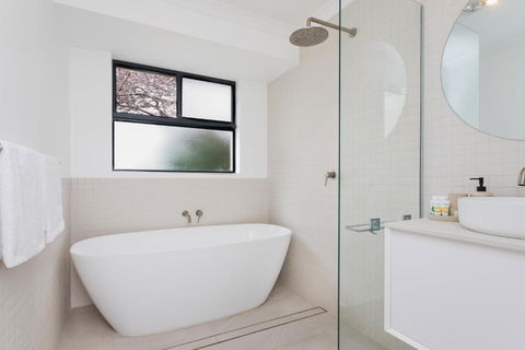 Coastal Cottage By The BnB Collection - Darwin Holiday 3