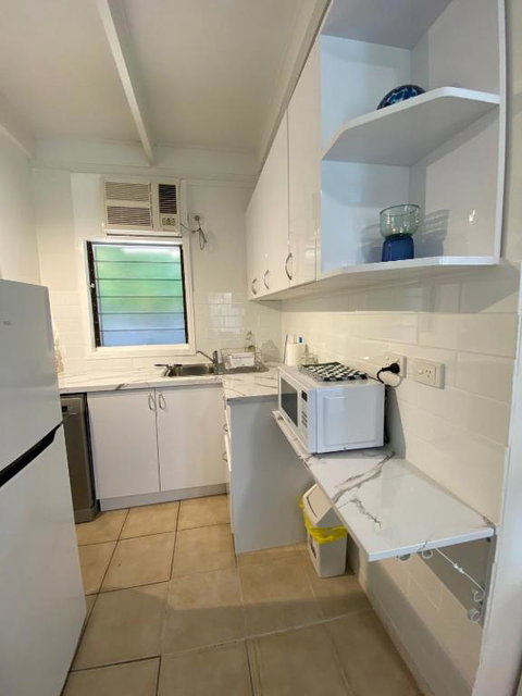 COST EFFECTIVE ISLAND ESCAPE! Studio Unit, Nelly Bay - Darwin Holiday 2