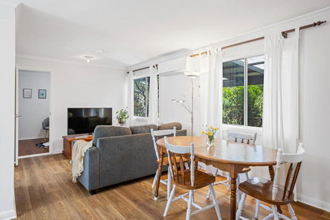 Cosy Adelaide Hills Getaway - Darwin Holiday 0