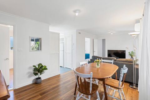 Cosy Adelaide Hills Getaway - Darwin Holiday 4
