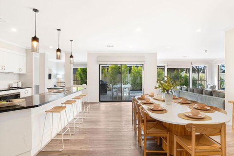 Crimson Ridge - Wines, Vines And Dine - Darwin Holiday 3