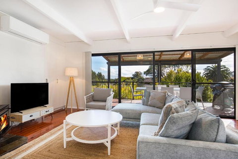 Curleys Sunsets Pet Friendly 10 Mins Walk To Beach - Darwin Holiday 3