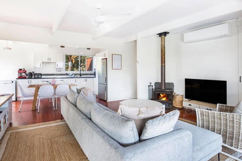 Curleys Sunsets Pet Friendly 10 Mins Walk To Beach - Darwin Holiday 1