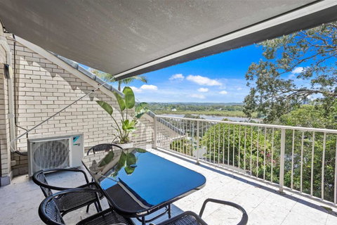 Currumbin Estuary Escape, 2 Bedroom Water Views - Darwin Holiday 1