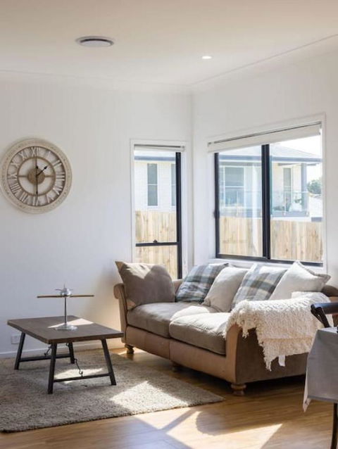 Cute 4BR Family Home In Calamvale - Darwin Holiday 2