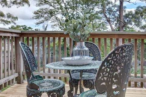 Cute Heritage Home With Balcony Close To The City - Darwin Holiday 2