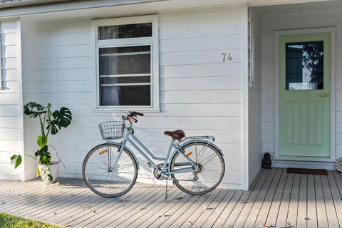 Cutie Patootie - Darwin Holiday 0