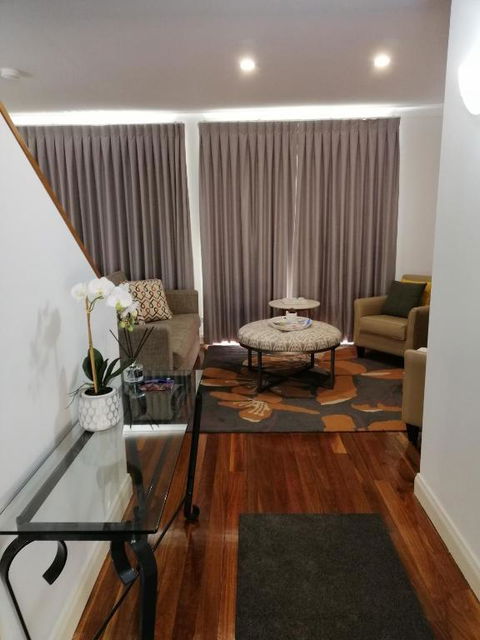 Cypress Lakes Villa Domenica - Darwin Holiday 2