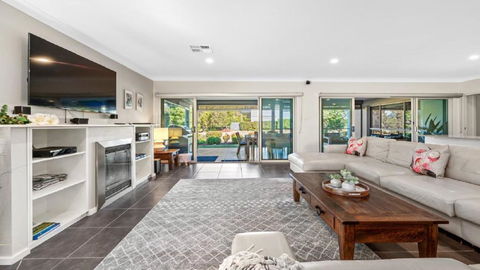 Cypress Point Lodge - The Vintage - Darwin Holiday 3