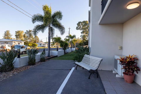 Dalby Fairway Motor Inn - Darwin Holiday 1