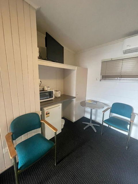 Dalby Hotel Motel - Darwin Holiday 3