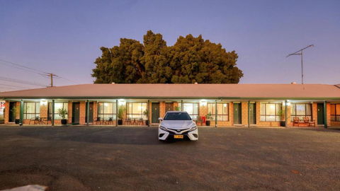 Darling River Motel - Darwin Holiday 3