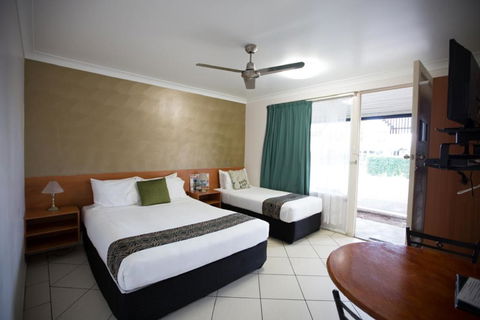 David Motor Inn - Darwin Holiday 1