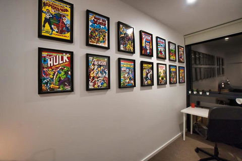 DC Vs Marvel Theme Ft Arcade Machine Pool Gym Sauna BBQ - Darwin Holiday 4