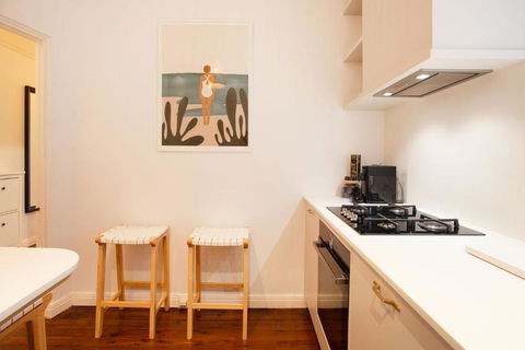 Deco Amour, Bellevue Hill Isyd - Darwin Holiday 3