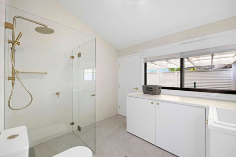 Deja Bleu - Great Family Home With Jetty - Darwin Holiday 2