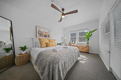 Dejorja Residence - Central & Chic, Entertains 8 - Darwin Holiday 2