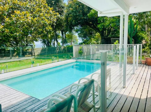 Delphi Pool House - Darwin Holiday 1
