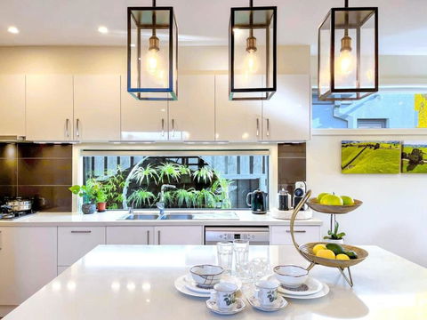 Delux Camberwell Sunny Townhouse - Darwin Holiday 1