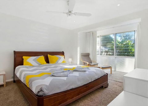 Denham Avenue Whole House Beachside Escape - Darwin Holiday 4