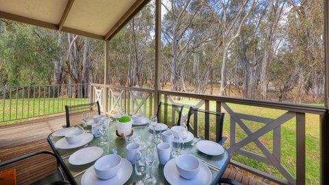 Deniliquin Riverside Caravan Park - Darwin Holiday 0