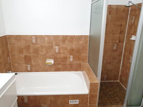 Dana-Private Room In A 3-Bedroom Apartment-3 - Darwin Holiday 4