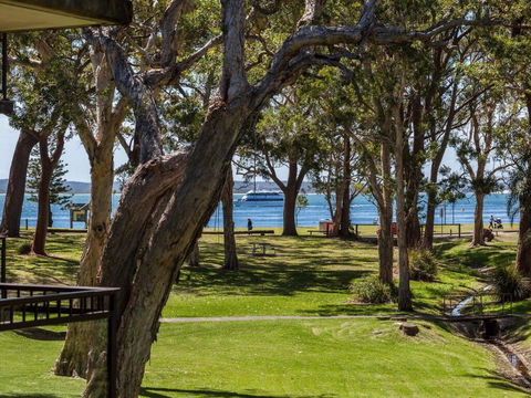 28 'Bay Parklands', 2 Gowrie Ave - Pool, Tennis + Stunning Views - Darwin Holiday 0