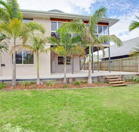29 Cypress Avenue - Rainbow Beach Close to the beach with a pool - Darwin Holiday