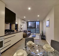 2BR Suites on Bourke Perfect Location Views - Darwin Holiday