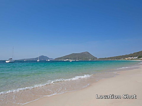 3 'Adriana' 83 Ronald Avenue - Unit With A Backyard - Darwin Holiday 2