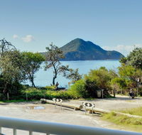 3 'Albacore' 12 Ondine Close - waterfront pool lift  views - Darwin Holiday