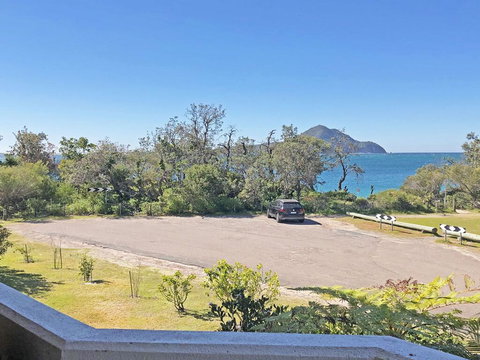 3 'Albacore', 12 Ondine Close - Waterfront, Pool, Lift & Views - Darwin Holiday 2