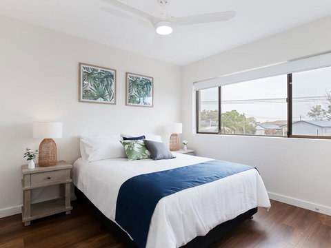 3 'Bangalee' 41 Soldiers Point Rd - Fantastic Waterfront Unit With Pool, WIFI & Chromecast - Darwin Holiday 3