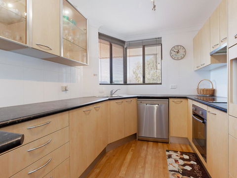 3 'ENDEAVOUR', 13 ONDINE CL - LARGE THREE BEDROOM UNIT WITH FILTERED WATER VIEWS - Darwin Holiday 3