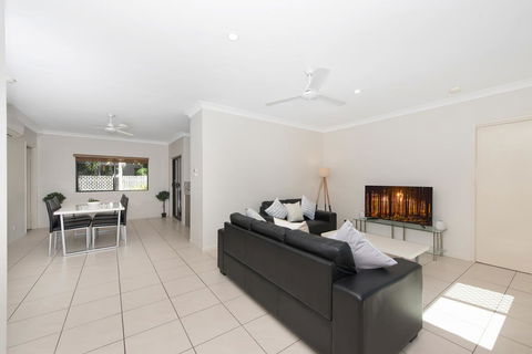 3 Bedroom Central Home - Darwin Holiday 2
