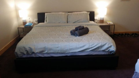 3 Hills At The Good Place - Darwin Holiday 0