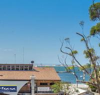 303 'The Shoal' 4-8 Bullecourt Street - Air Conditioning WIFI Netflix Views Linen  Lift - Darwin Holiday