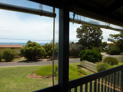 31 Elizabeth Crescent - Darwin Holiday 0