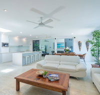 31 on Edward - Darwin Holiday