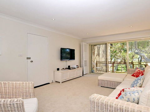 32 'Bay Parklands', 2 Gowrie Avenue - Fantastic Unit With Air Conditioning, Pool, Tennis Court & Spa - Darwin Holiday 1